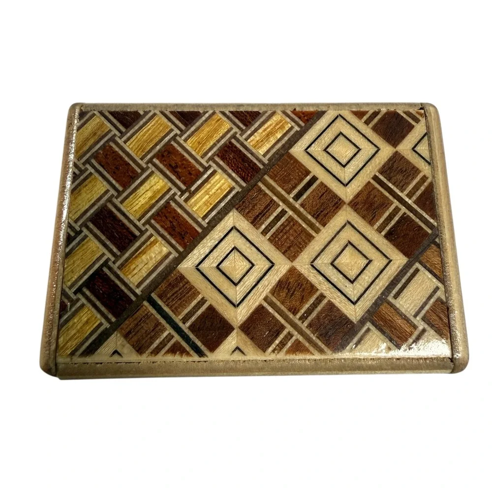 Vintage Japanese‎ Yosegi Puzzle Box Wooden Marquetry Intricate Geometric Design